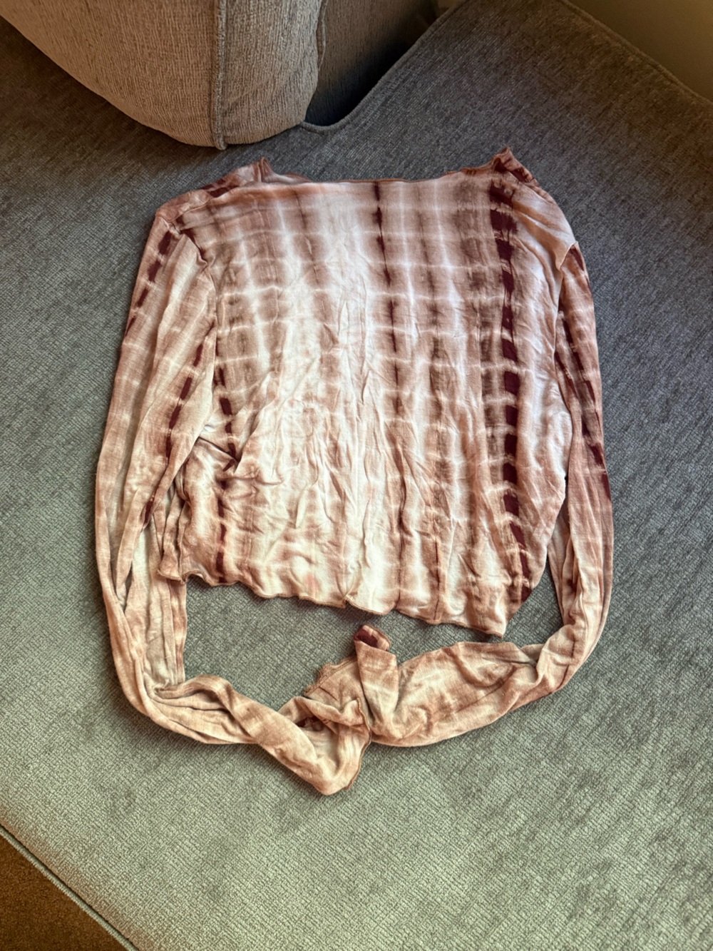Women's Long Sleeve Tie-Dye Crop Top in brown Taupe